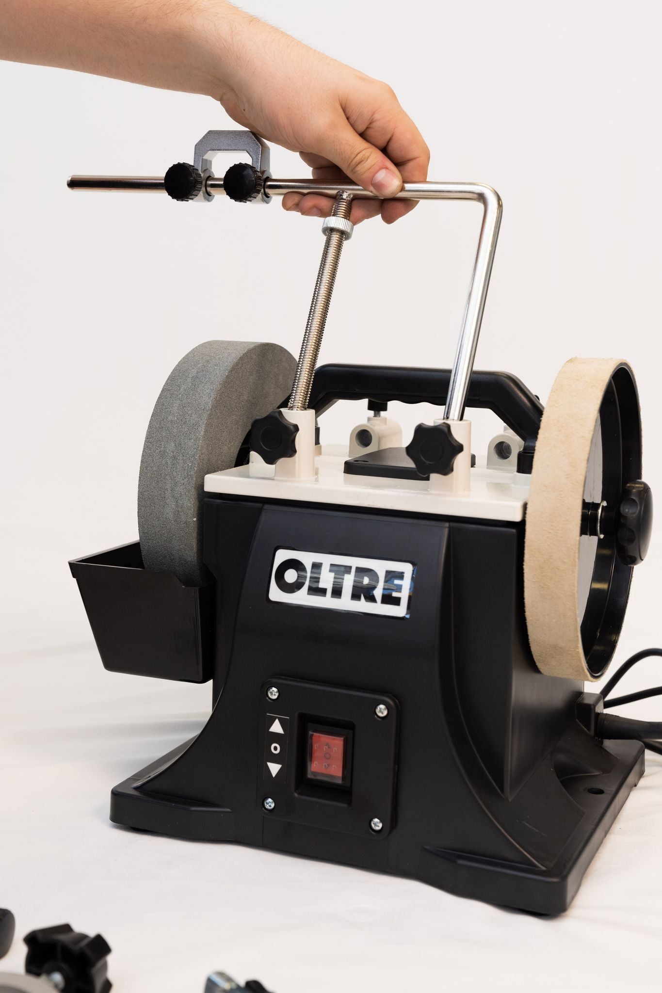 200mm (8") Wet Stone / Water Cooled Sharpener & Buffer OT-WSS-200 by Oltre